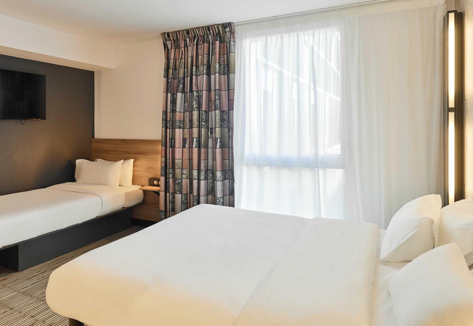 B&B Hotel Marne-La-Vallee Val D'Europe Serris Buitenkant foto